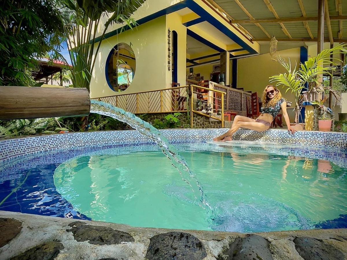Blue Moon Guesthouse Puerto Princesa Exterior foto