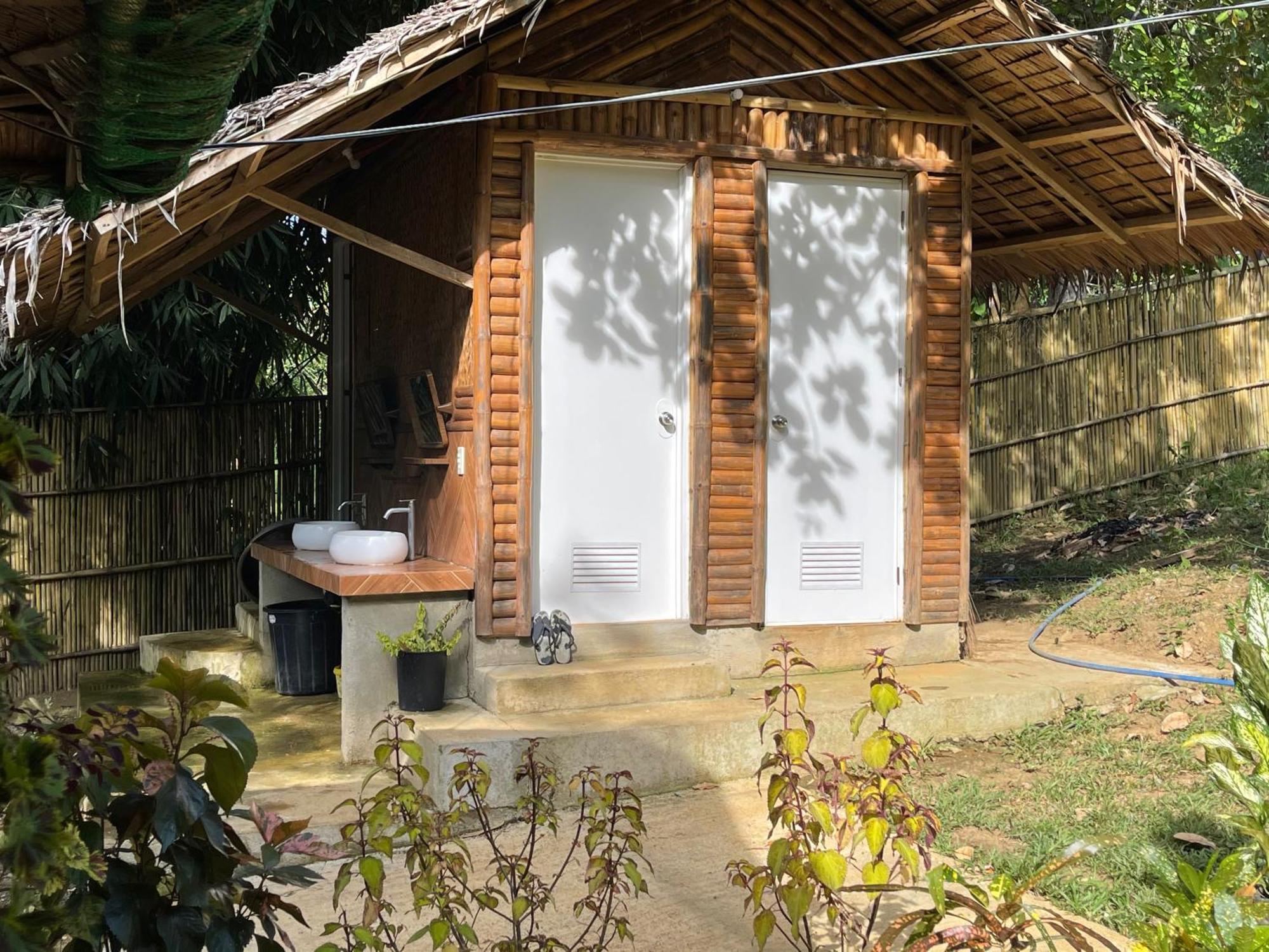 Blue Moon Guesthouse Puerto Princesa Exterior foto